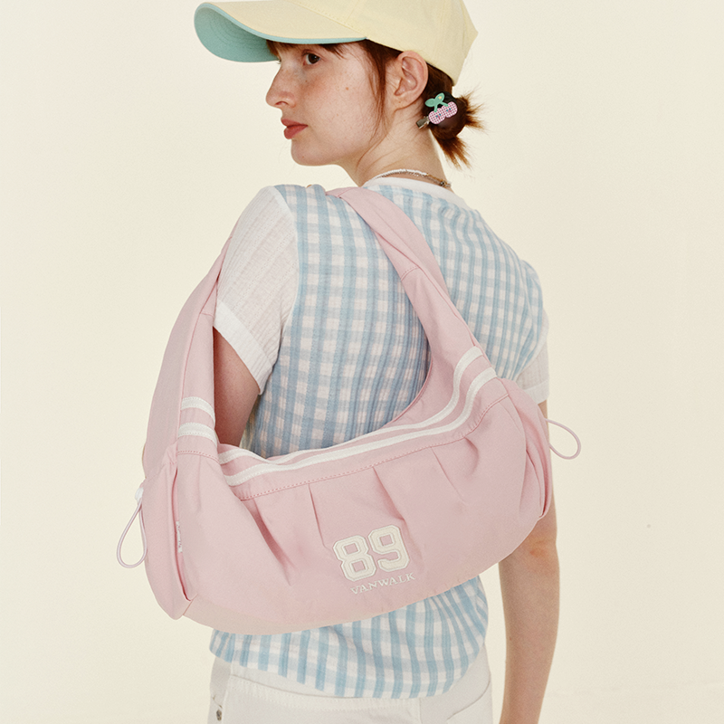 VANWALK - PLAYDAY MEDIUM BAG V2931